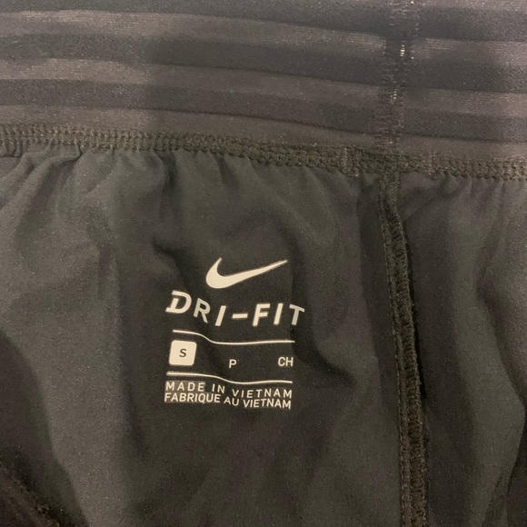 Black Nike Shorts - Picture 4 of 5